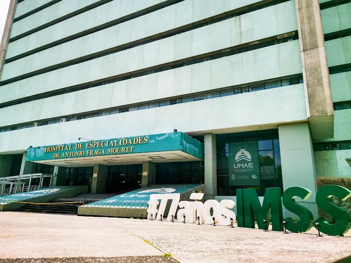 Centro Médico Nacional La Raza