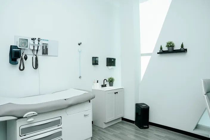 Clínica De Especialidades Médicas CERYA