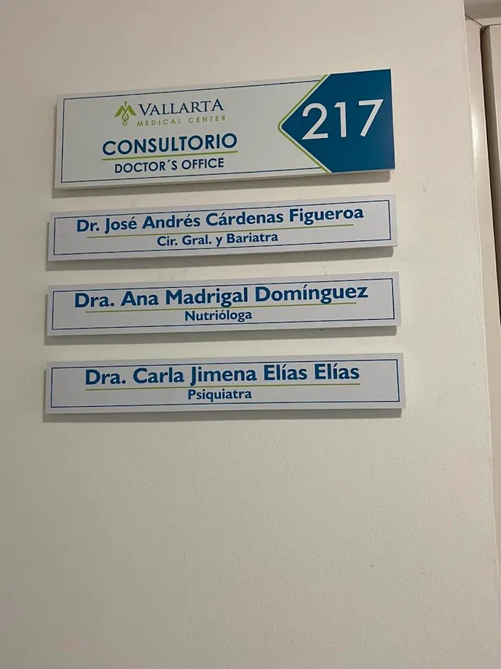 Dr. Cárdenas | Cirujano bariatra y Gastrointestinal