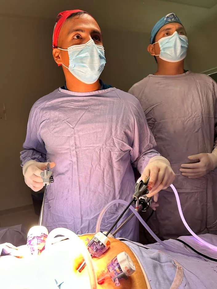 Dr. Jonathan E. López Cárdenas. Cirugía Gastrointestinal y Laparoscópica.