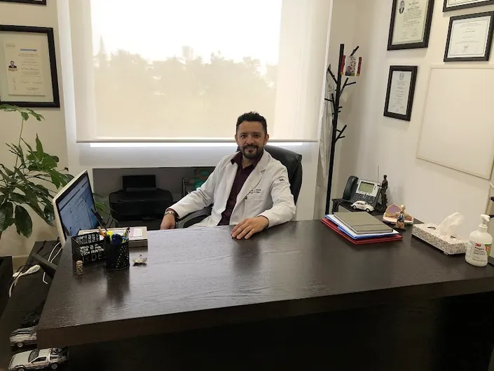 Dr. Oscar Villa Zepeda