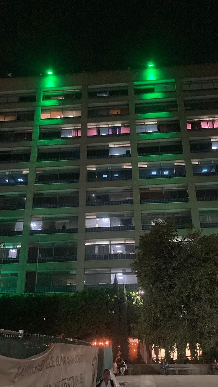 Torre de Especialidades del Hospital Civil de Guadalajara
